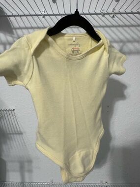 Magnetic Me Pale Yellow Short Sleeve Bodysuit